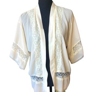 Max & Riley Lace Trim Kimono M